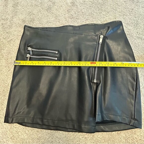 Dex black faux leather biker moto punk rock mini skirt Sz M - Picture 12 of 14